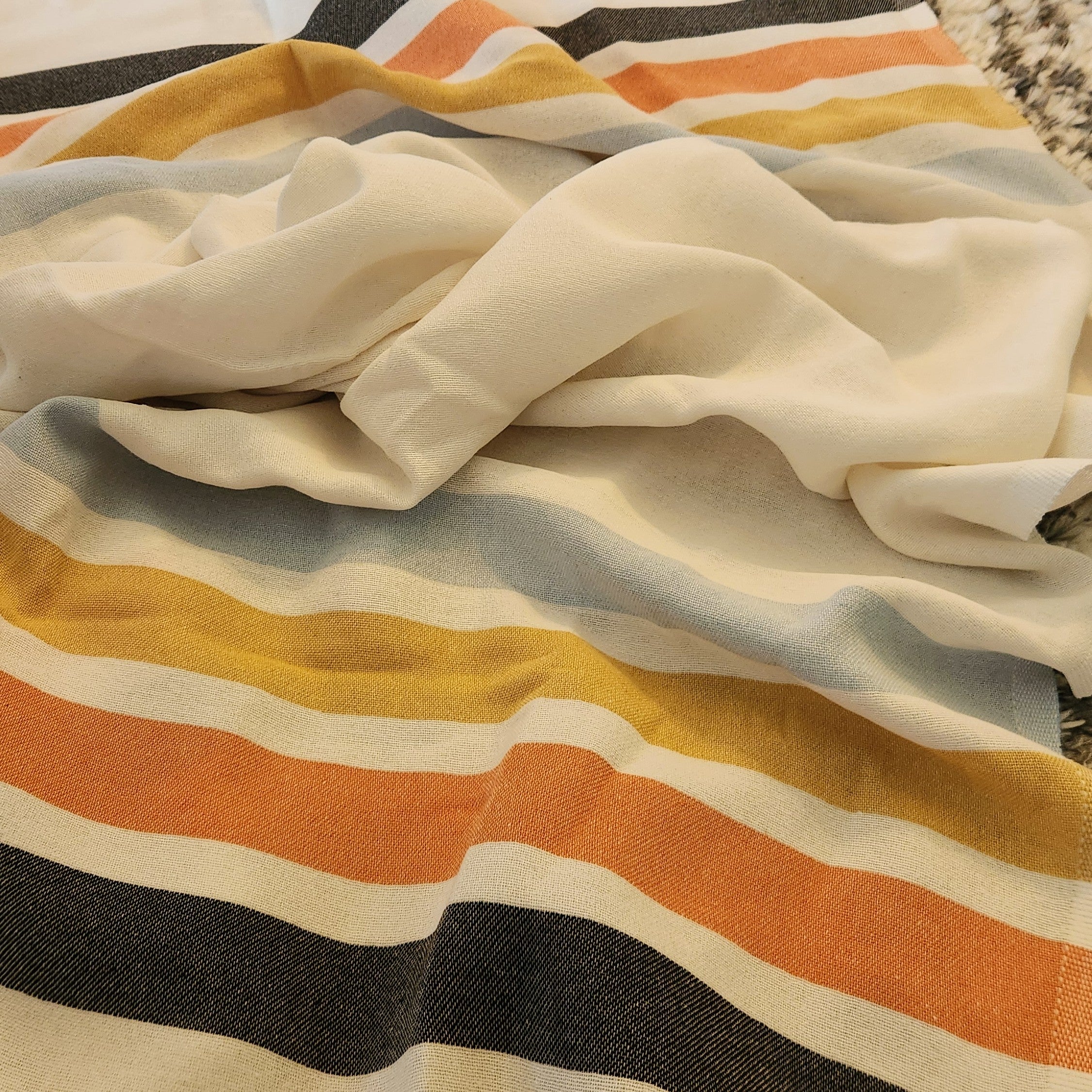 Shoreline Turkish Blanket - White