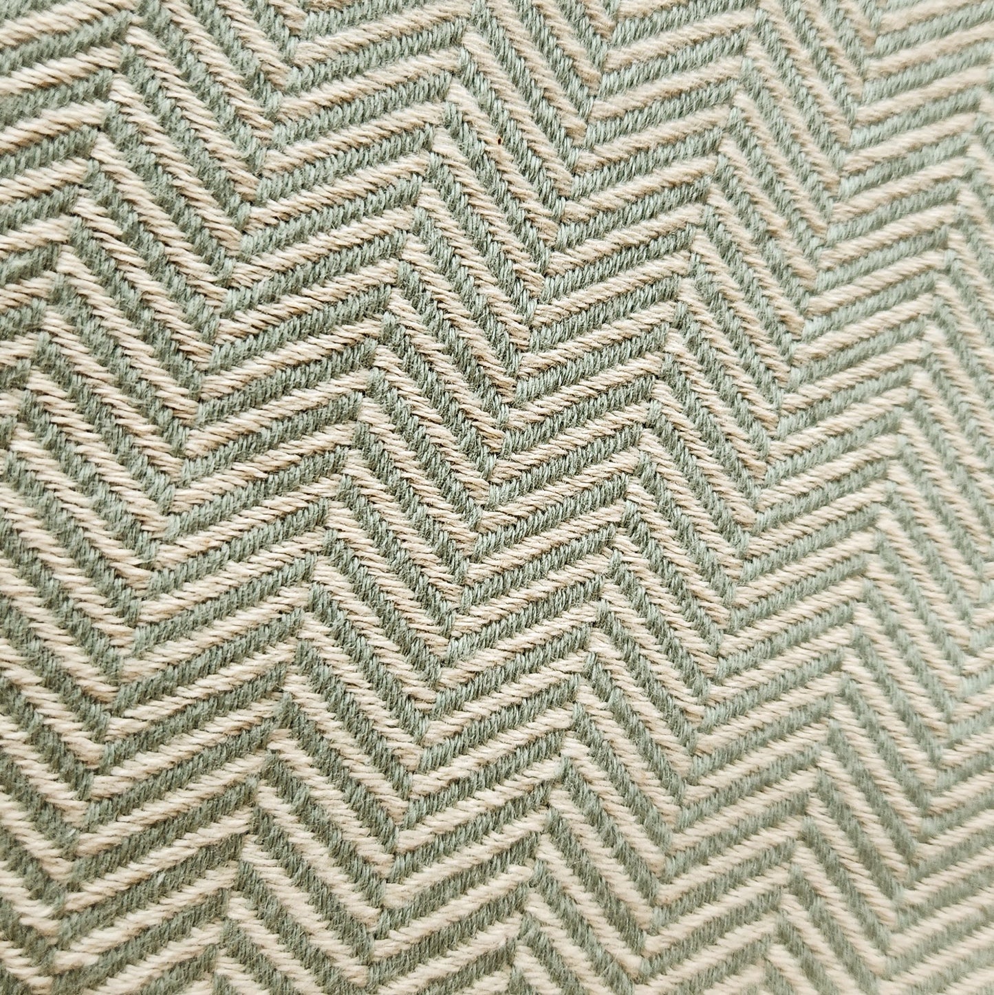 Modern XXL Throw: Sage Green